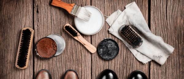 Cambio di stagione: come proteggere le calzature