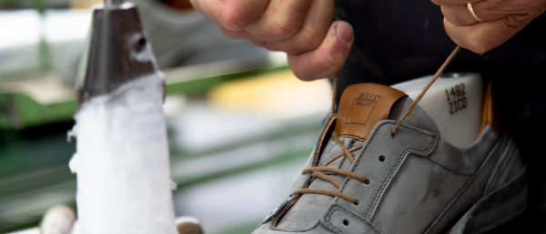 Come riconoscere le vere scarpe artigianali: 5 consigli